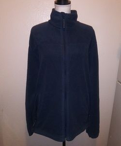 Selling a blue Cabelas sweater saze L